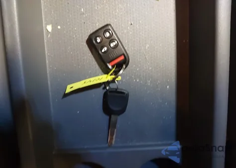 2005 Honda Odyssey Ex-L из США, поврежденный, VIN 5FNRL38635B114303